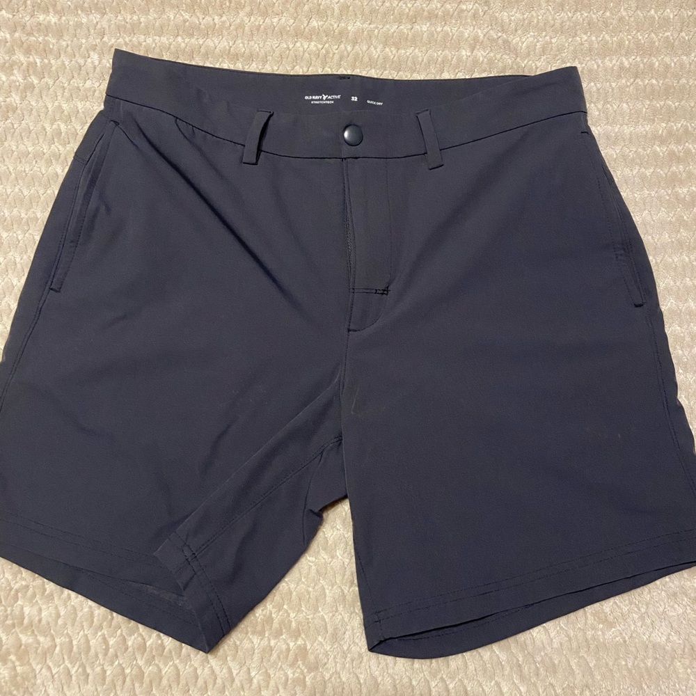 Old Navy Men's Dark Gray Flat Front Shorts